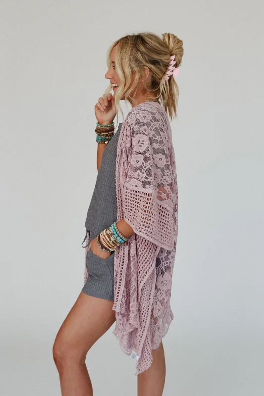 breezy-floral-lace-kimono-rose