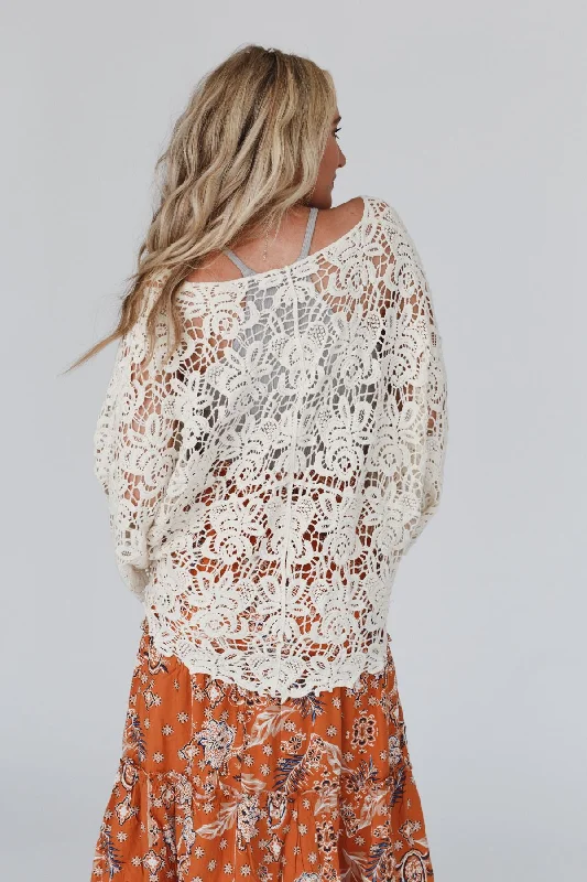 crochet-petal-kimono-wrap-natural