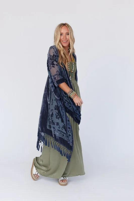 crushin-on-you-velvet-kimono-navy-blue