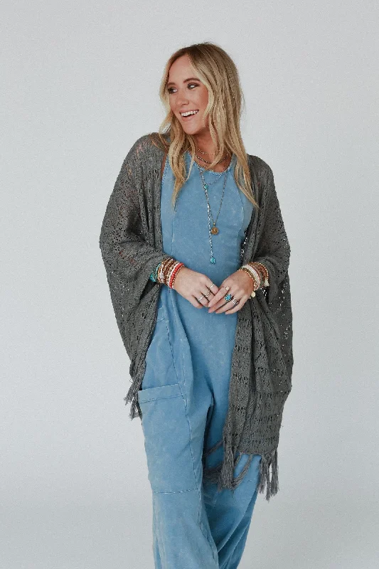 on-the-fringe-kimono-heather-gray