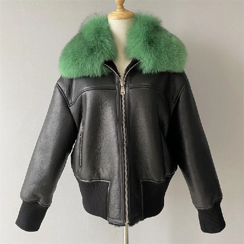 Black (Green Fur) / M