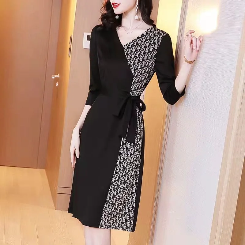 NiDELL Hepburn Style Dress Women's . Spring Clothes New V-neck Slimming Long Sleeves Waist-Tight Temperament Houndstooth Little Black Dress