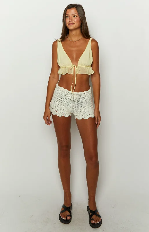 holiday-white-crochet-shorts