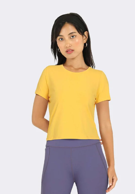 round-neck-half-sleeve-cotton-crop-t-shirt