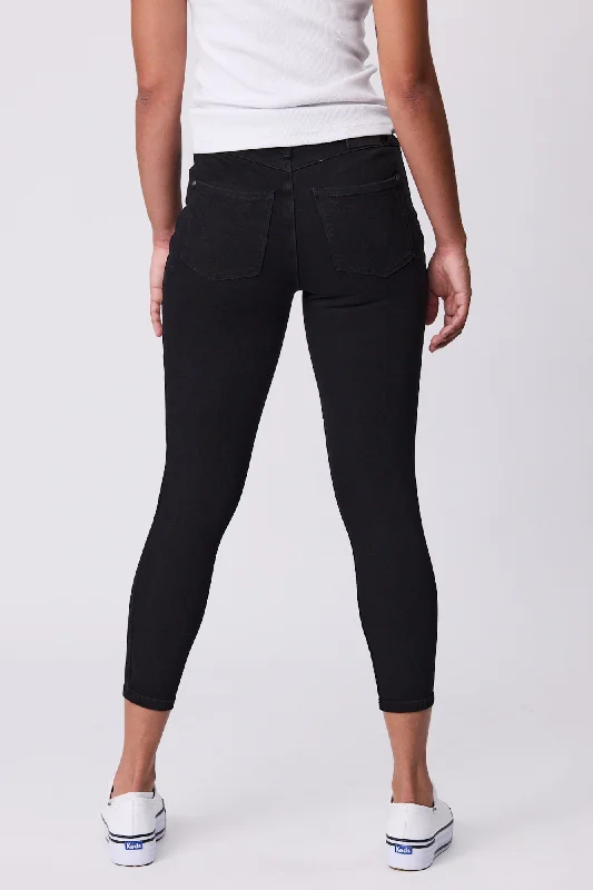 shine-on-label-cropped-sculpt-jeans-black